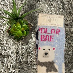 Polar Bae Micro Velour Women's Low Cut Cozy Socks 2 Pair Size 4-10 Polar Bear